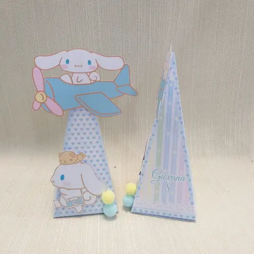 Caixa pirâmide Hello Kitty