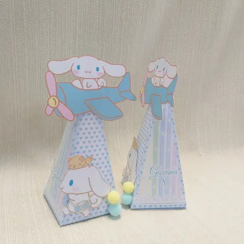 Caixa pirâmide Hello Kitty