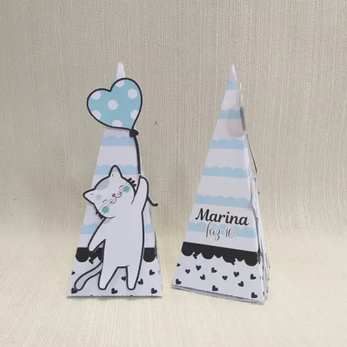 Caixa piramide  Gatinho
