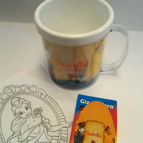 Caneca com kit colorir Bela e a Fera