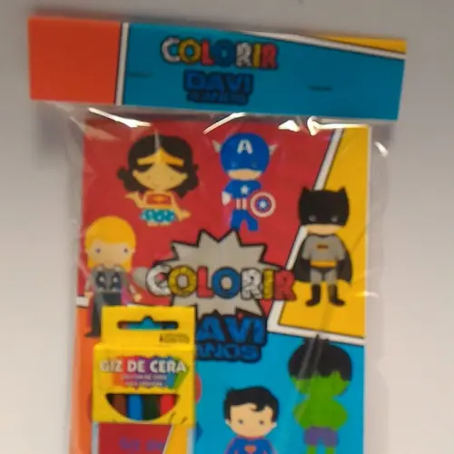 Kit Colorir Heróis - revistinha com giz de cera