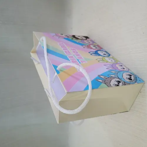 Sacolinha Labubu PEGUE E MONTE