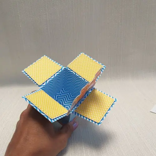 Caixa Brinquedos