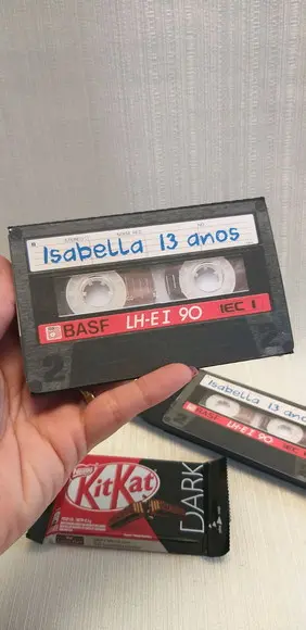 Caixa Kit Kat Stranger Things