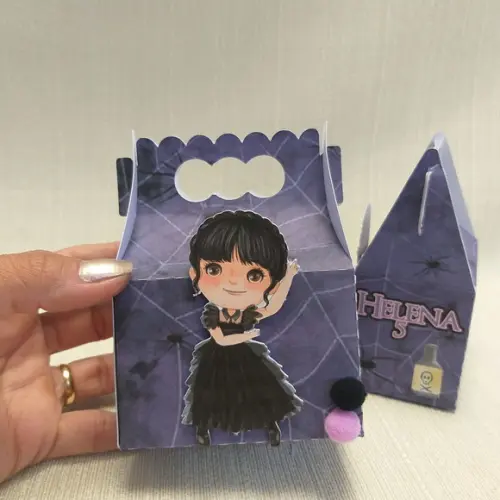 Caixa Wandinha