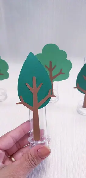 Tubete Arvore Floresta