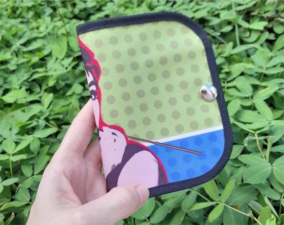 Carteira em Tecido com Estampa Pop Art