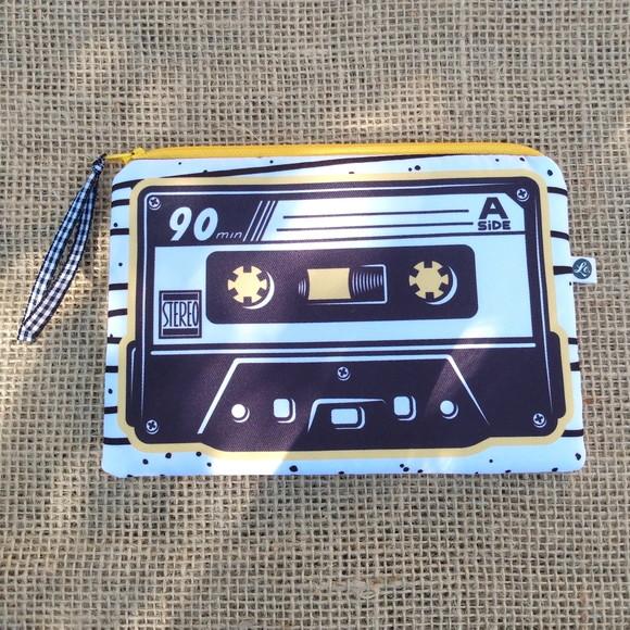 Necessaire Fitas K7