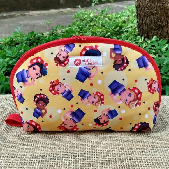 Necessaire em Tecido Estampa Super Mulheres