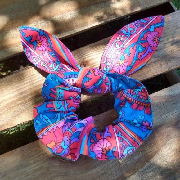 Scrunchies / Xuxinhas / Laço -arabescos