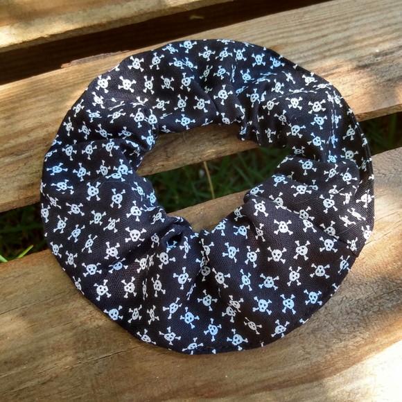 Scrunchies / Xuxinhas - Caveirinhas