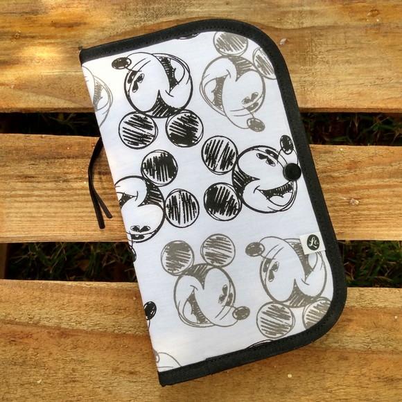 Porta Bijuterias em Tecido com Estampa Mickey