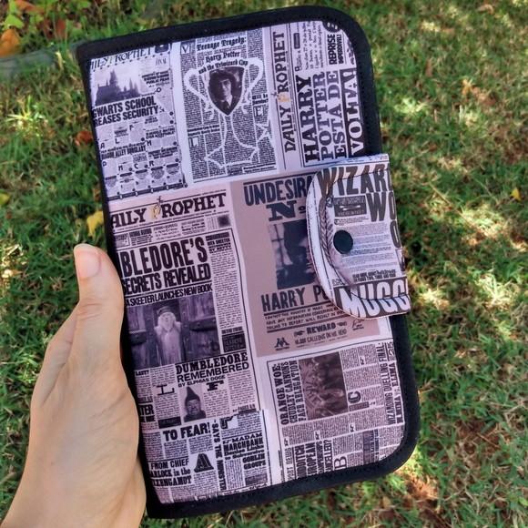 Carteira Porta Celular com Estampa Harry Potter
