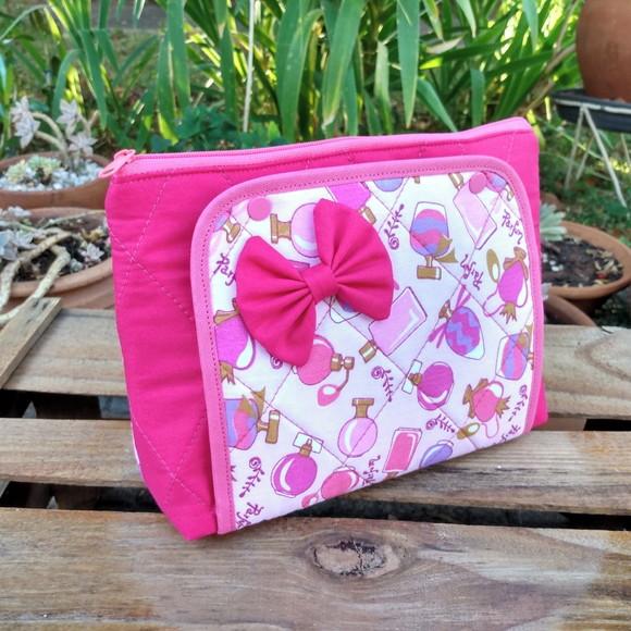 Necessaire Farmacinha em Tecido Estampa Perfuminhos