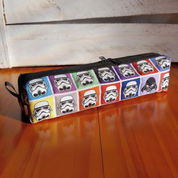 Estojo em Tecido Estampa Star Wars Stormtrooper