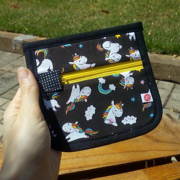 Necessaire | Porta Moedas Unicórnios