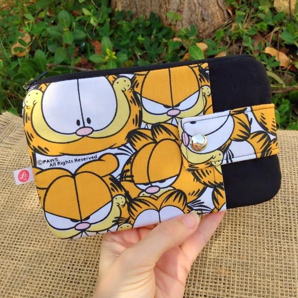 Carteira Porta Celular em Tecido com Estampa do Garfield