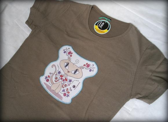 Camiseta Gatinha