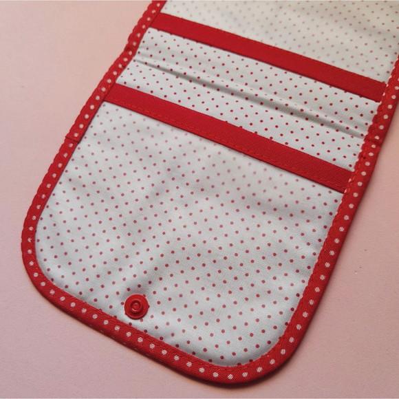 Porta Absorvente e Remédios em Tecido: Organize sua Bolsa