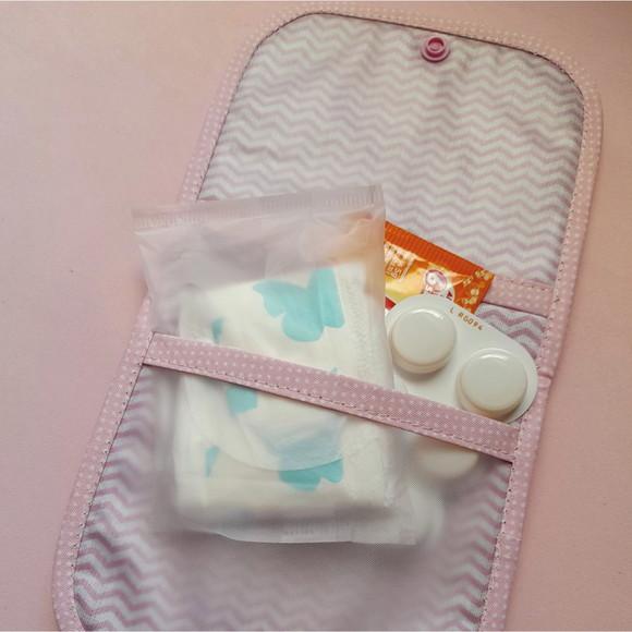Porta Absorvente e Remédios em Tecido: Organize sua Bolsa