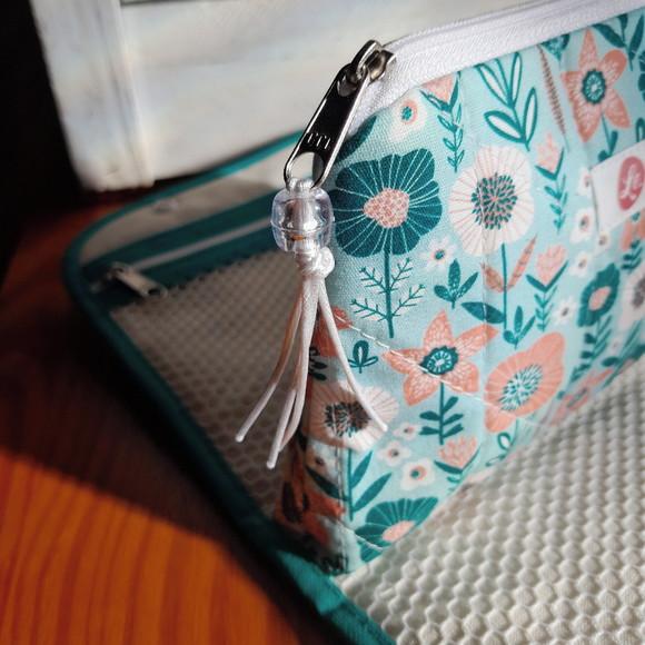 Necessaire Organizadora com Abas | Compre Online com Charme