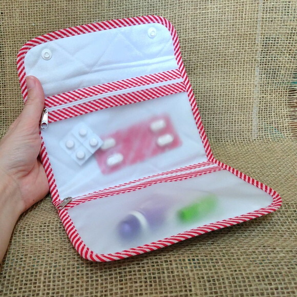 Necessaire Porta Remédios