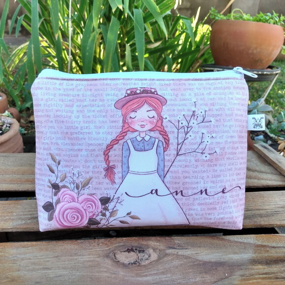 Necessaire Farmacinha em Tecido Estampa Anne