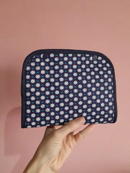 Necessaire Organizadora em Tecido Floral