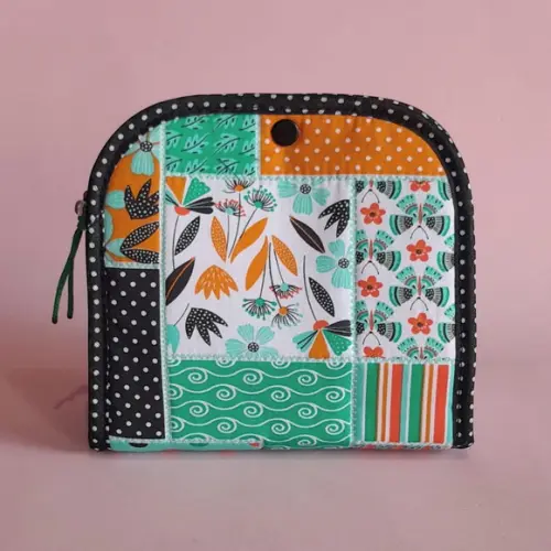 Necessaire Organizadora em Tecido Floral