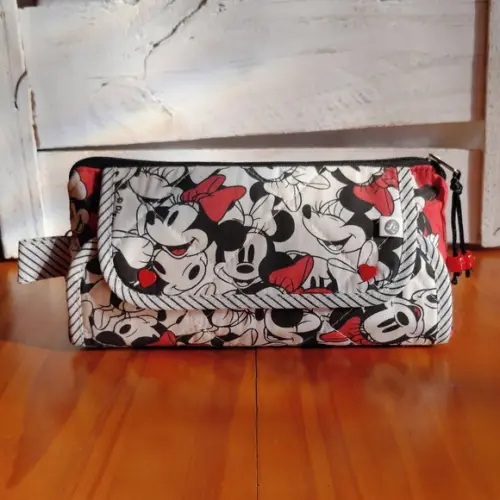 Estojo em Tecido com Aba Estampa Minnie