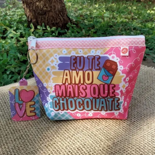 Necessaire em Tecido Estampa Namorados