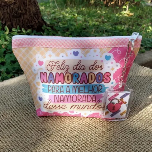 Necessaire em Tecido Estampa Namorados