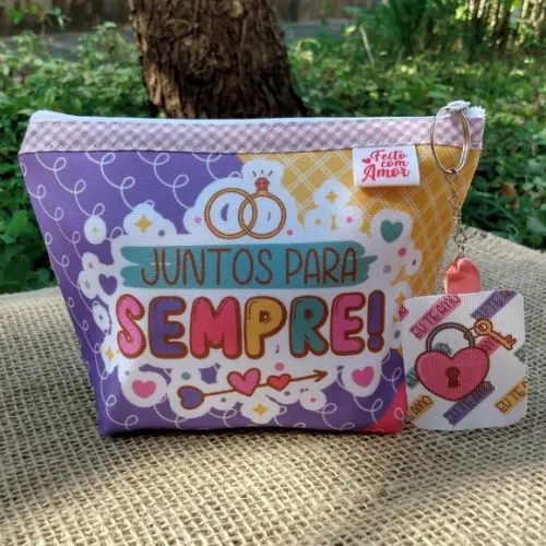 Necessaire em Tecido Estampa Namorados