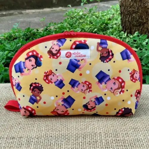 Necessaire em Tecido Estampa Super Mulheres