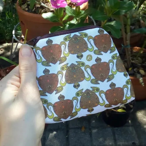 Necessaire em Tecido Estampa Tartarugas