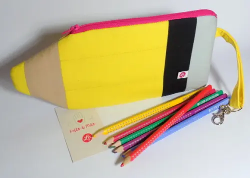 Estojo em Tecido Patchwork Lápis Amarelo