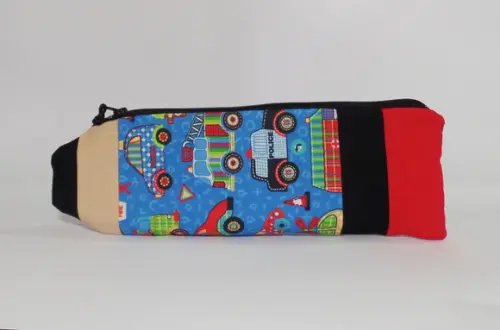 Estojo em Tecido Patchwork Carrinhos