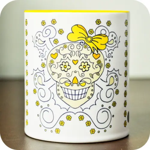 Caneca Caveirinha Amarela