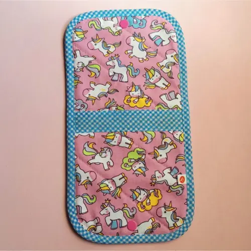 Porta Absorvente e Remédios em Tecido Estampa Unicórnios