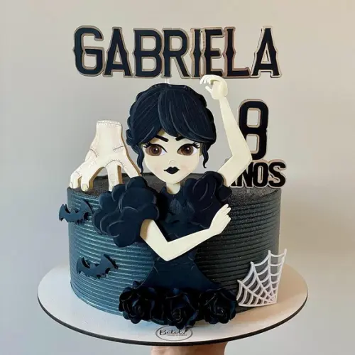 Arquivo de Corte Topo de Bolo - Wandinha