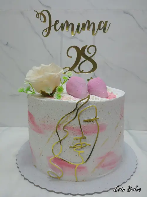 Arquivo de Corte Topo de Bolo -  Rostos em Linhas