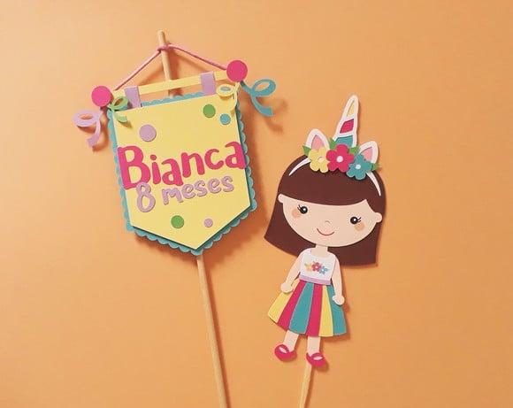 Topo de Bolo Estandarte Menina Unicórnio