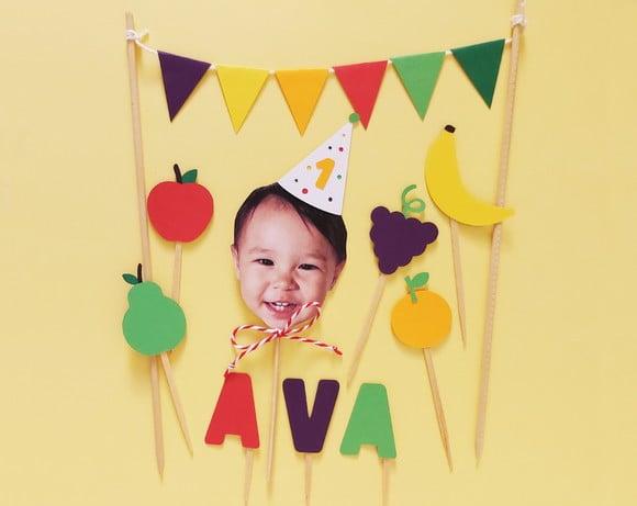 Topo de Bolo Frutinhas com Varal com Foto de Rostinho e Nome