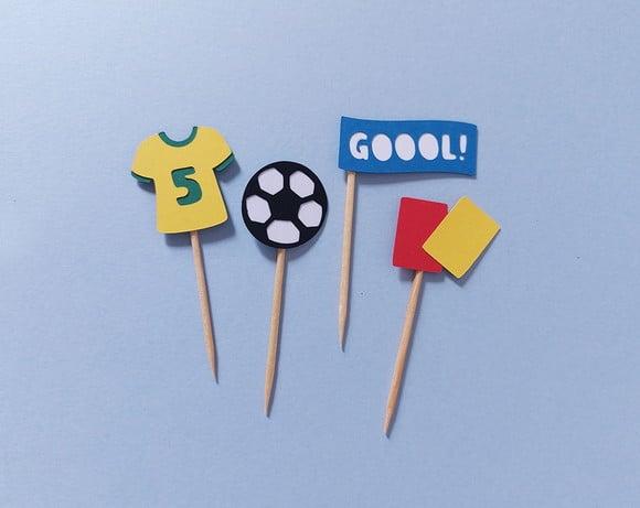 Mini Toppers Futebol em Camadas