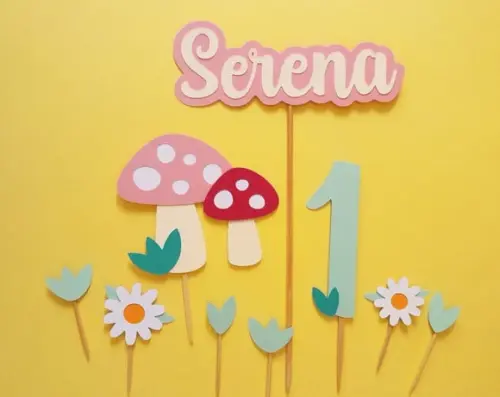 Topo de Bolo Cogumelos e Flores Personalizado