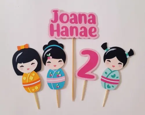 Topo de Bolo Kokeshi