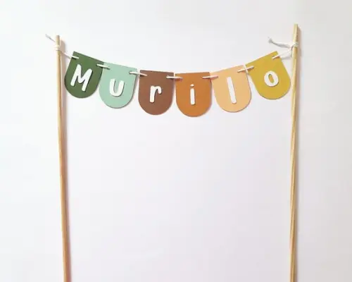 Topo de Bolo Varal Bandeirinhas com Nome