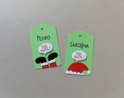 Tags Personalizadas Feliz Natal em Camadas de Papel Colorido