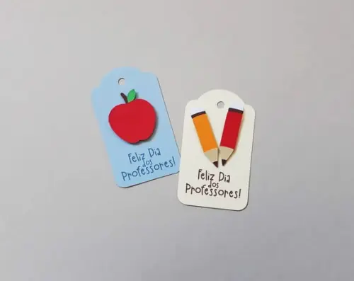 Tag Dia dos Professores em Camadas