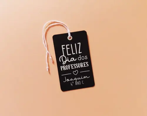 Tag Dia dos Professores com Ilhós e Barbante